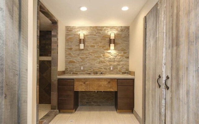 44 Lafayette Ave NE Unit 6, Grand Rapids, MI 49503 - full bath featuring recessed lighting and vanity
