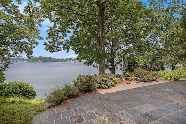 20 Hiawatha Dr, Battle Creek, MI 49015 - view of patio / terrace featuring a water view