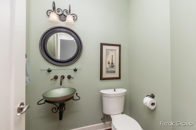 17180 Shore Oaks W Ln, Holland, MI 49424 - bathroom with toilet