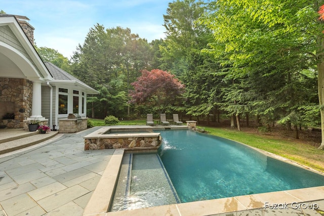 17180 Shore Oaks W Ln, Holland, MI 49424 - view of pool with a patio and a pool with connected hot tub