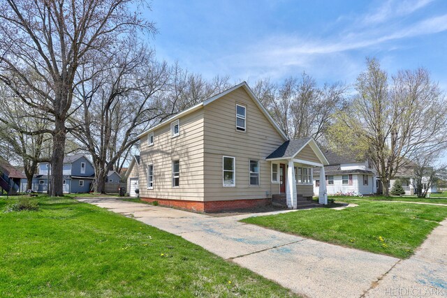 3552 47th St, Hamilton, MI 49419 - view of front of property with a front yard