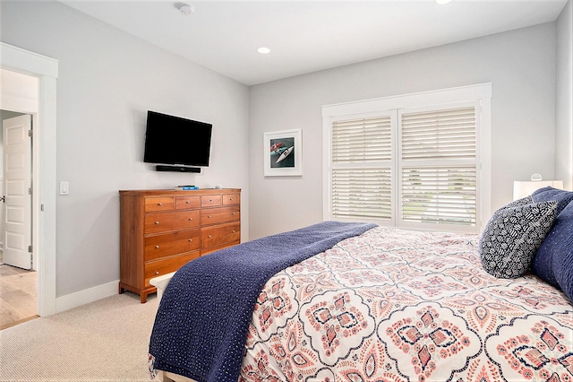 bedroom featuring baseboards, carpet, and recessed lighting