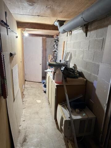 4605 Hunters Trl, Six Lakes, MI 48886 - view of unfinished below grade area