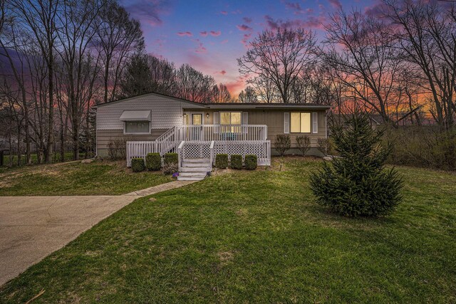 75 Pershing St, South Haven, MI 49090 - photo 2