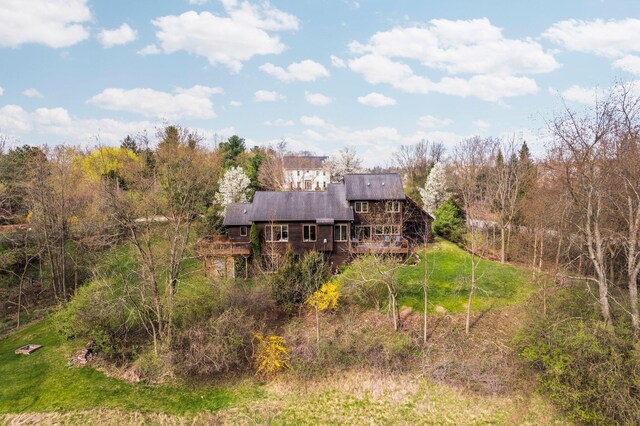 4138 W Loch Alpine Dr, Ann Arbor, MI 48103 - back of property featuring a deck