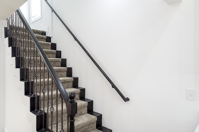21611 Conners Ave, Warren, MI 48091 - view of stairway