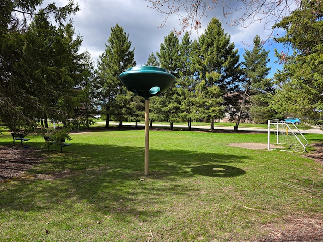 5795 Versailles Ave, Ann Arbor, MI 48103 - view of community featuring a lawn