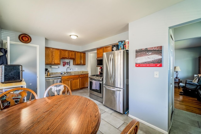 320 Highland St, Wyandotte, MI 48192 - photo 7
