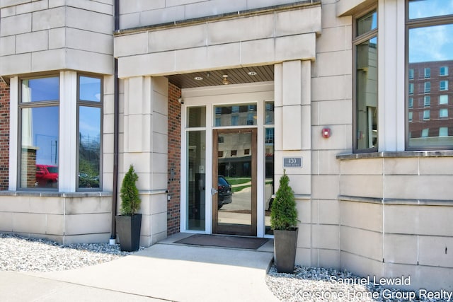 430 Union Ave NE Unit 303, Grand Rapids, MI 49503 - entrance to property featuring brick siding