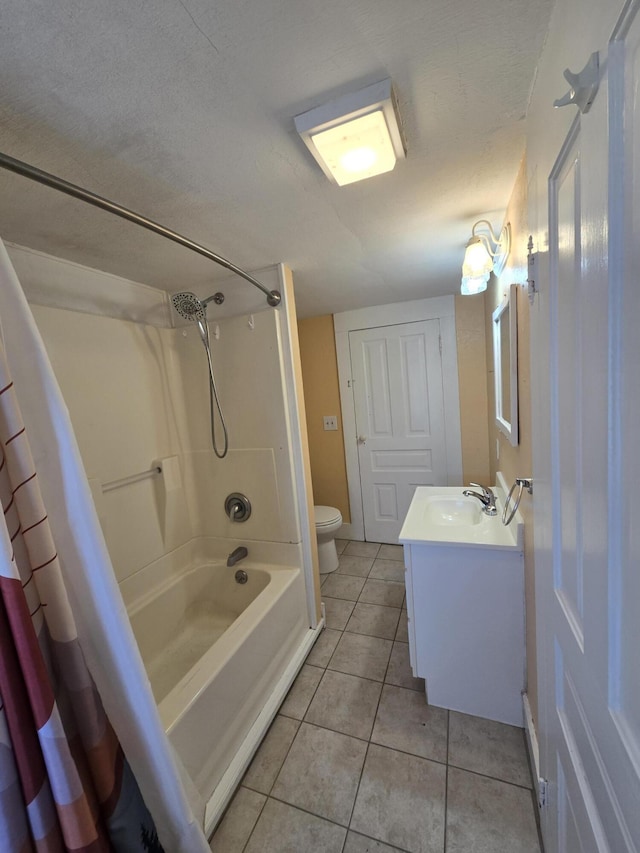 101 N Lewis St, Saline, MI 48176 - full bath featuring tile patterned flooring, toilet, vanity, and shower / bathtub combination with curtain