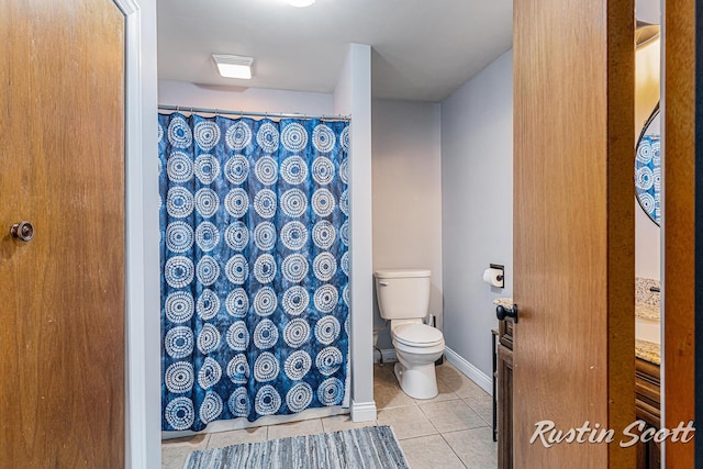 7229 Bordeau Dr NE, Belding, MI 48809 - full bathroom featuring visible vents, curtained shower, toilet, and tile patterned flooring