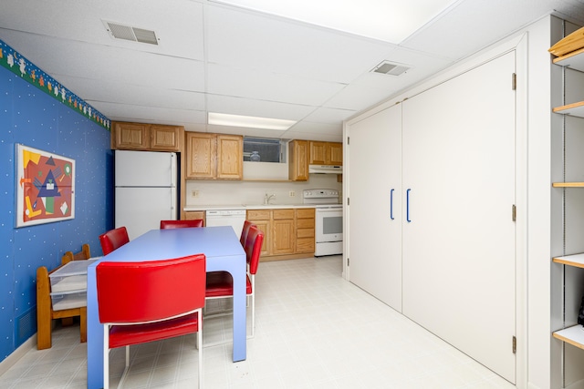 1060 Chestnut St, Ann Arbor, MI 48104 - dining space with light floors, visible vents, a paneled ceiling, and baseboards