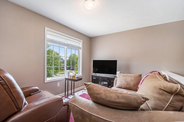 5591 E Grove Dr SE, Grand Rapids, MI 49512 - living room with baseboards