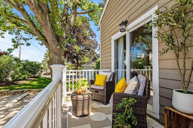 221 N Townsend St, New Buffalo, MI 49117 - view of balcony