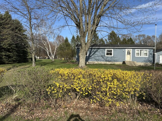 2080 N Mears St, Mears, MI 49436 - view of yard