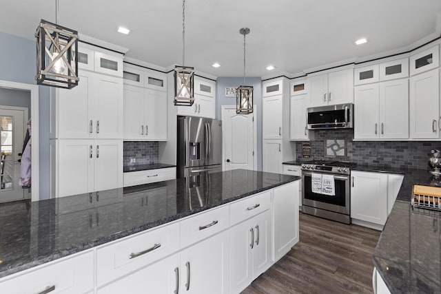 3144 Windmill Ct, Adrian, MI 49221