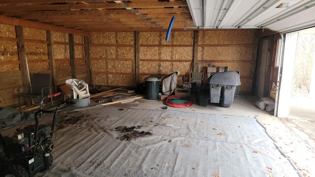 2180 Harwood Rd, Ionia, MI 48846