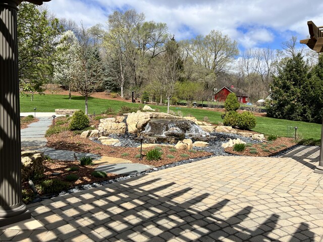 3817 Butterworth St SW, Grand Rapids, MI 49534 - view of patio / terrace