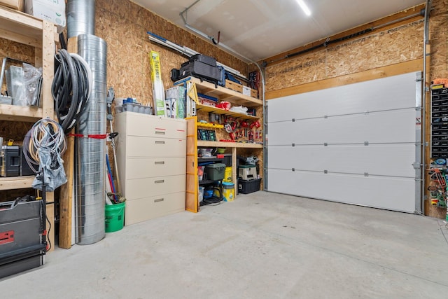 9528 Lee Rd, Jackson, MI 49201 - view of garage
