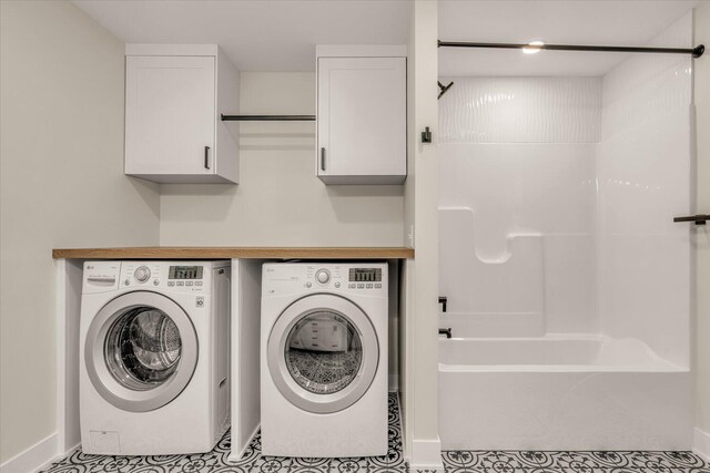 10985 E Cd Ave, Richland, MI 49083 - laundry area with independent washer and dryer, laundry area, and baseboards