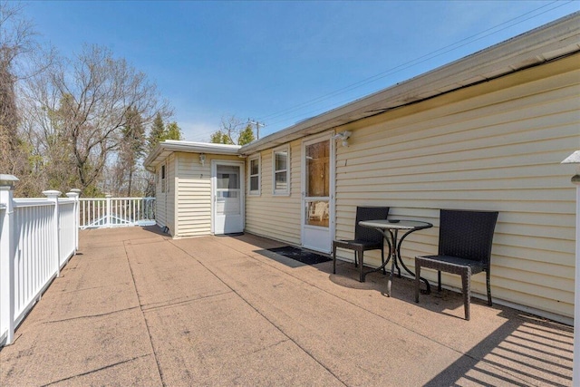 7226 Lakeview Dr, Lexington, MI 48450 - view of patio / terrace