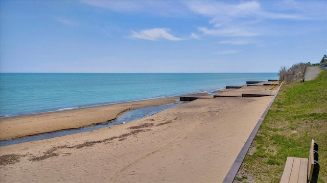 7226 Lakeview Dr, Lexington, MI 48450 - water view featuring local beach