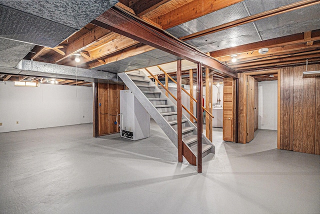 2038 S 7th St, Ann Arbor, MI 48103 - finished basement with washer / dryer and stairway