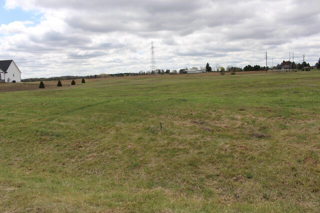 17105 Country Dr, Manchester, MI 48158
