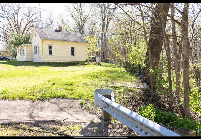 15232 Three Oaks Rd, Three Oaks, MI 49128 - view of yard