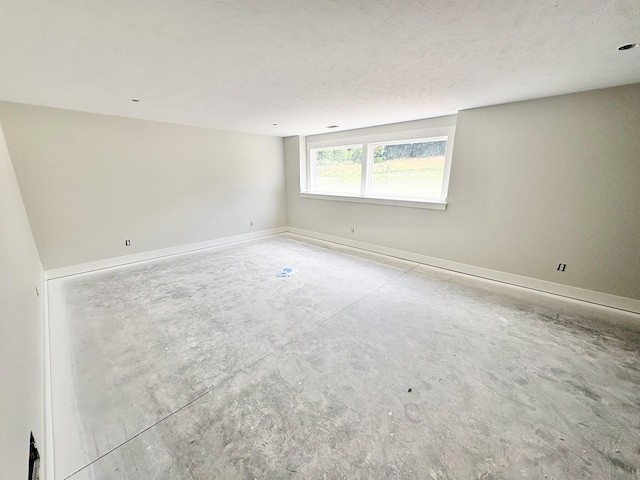 8296 Kettle Oak Dr SE, Alto, MI 49302 - photo 16