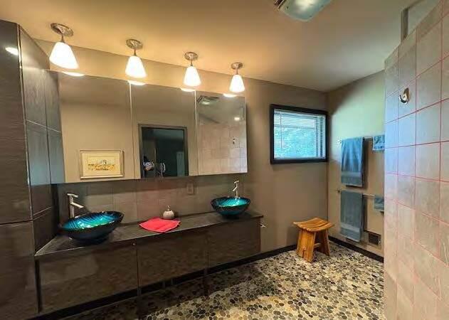 460 Fremont St, Douglas, MI 49406 - photo 24