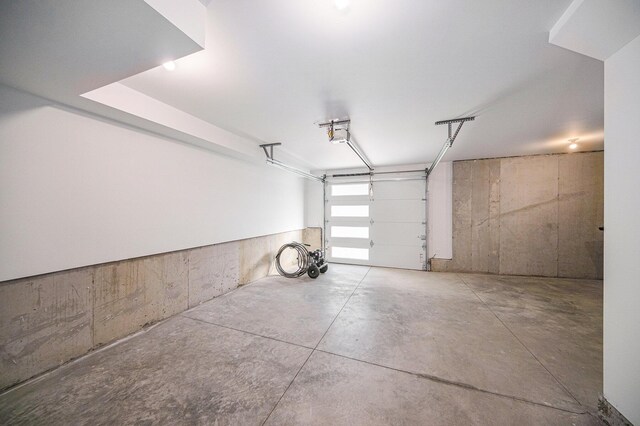205 Sunset Rd, Ann Arbor, MI 48103 - view of garage