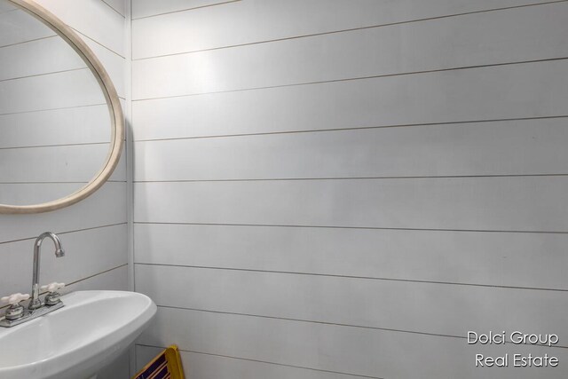 4600 S Teal Ln, Newaygo, MI 49337 - bathroom with a sink