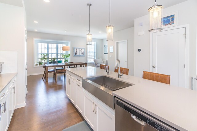 2841 Hardwick Rd, Ann Arbor, MI 48105 - kitchen with light countertops, recessed lighting, a sink, and dishwasher