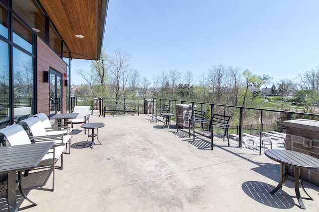 2841 Hardwick Rd, Ann Arbor, MI 48105 - view of patio / terrace