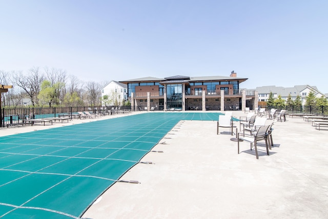 2841 Hardwick Rd, Ann Arbor, MI 48105 - community pool featuring fence