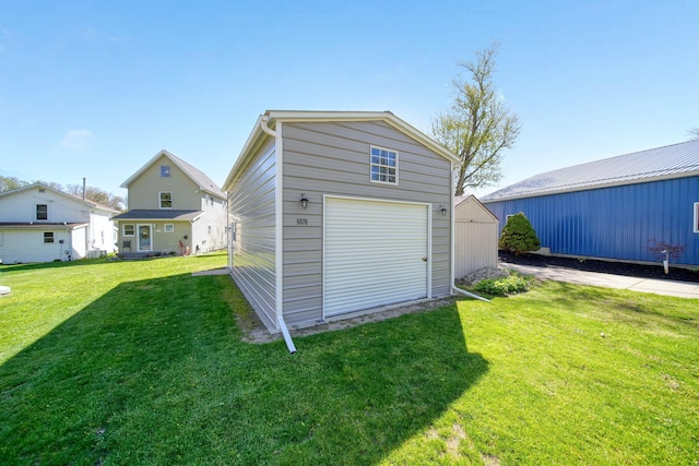 5576 Rays Dr, Onsted, MI 49265 - view of garage