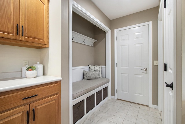 2191 W Linco Rd, Stevensville, MI 49127 - mudroom with light tile patterned flooring