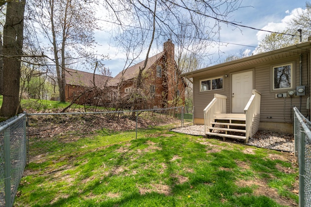 view of yard featuring fence