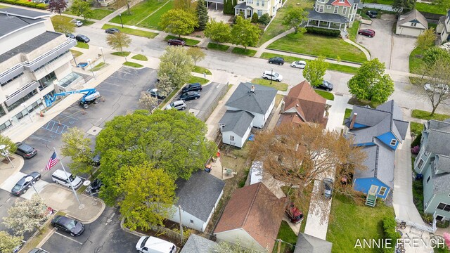 69 W 13th St, Holland, MI 49423 - aerial perspective of suburban area