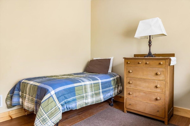 80220 Linden Hills St, Covert, MI 49043 - bedroom featuring wood finished floors and baseboards