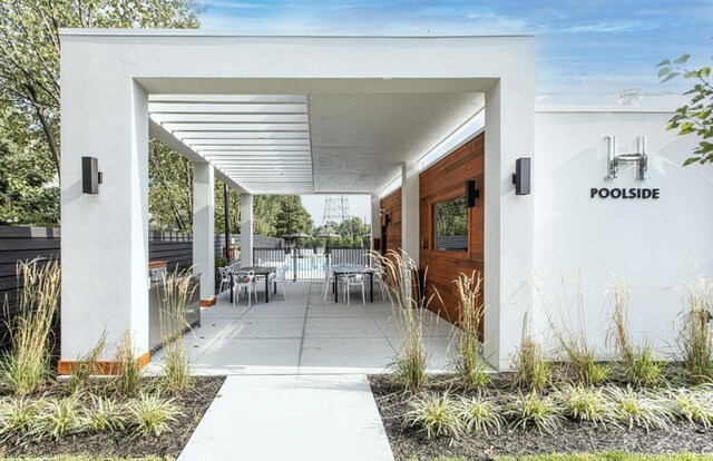 533 E Harrison Unit 3, Royal Oak, MI 48067 - view of patio / terrace featuring fence and outdoor dining area