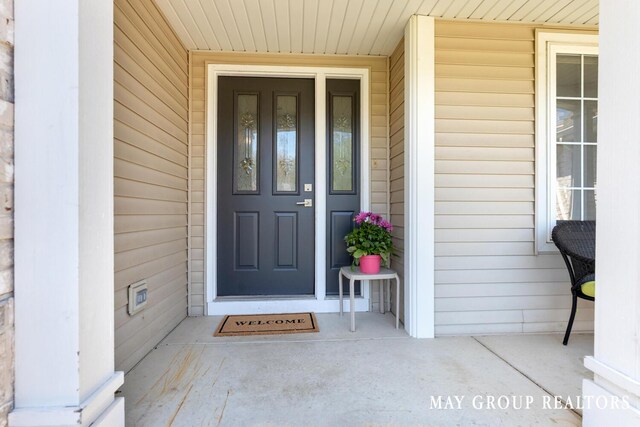 3729 Windshire Dr SE, Grand Rapids, MI 49546 - entrance to property with covered porch