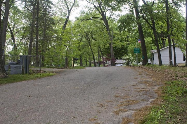 31194 County Line Rd, Dowagiac, MI 49047