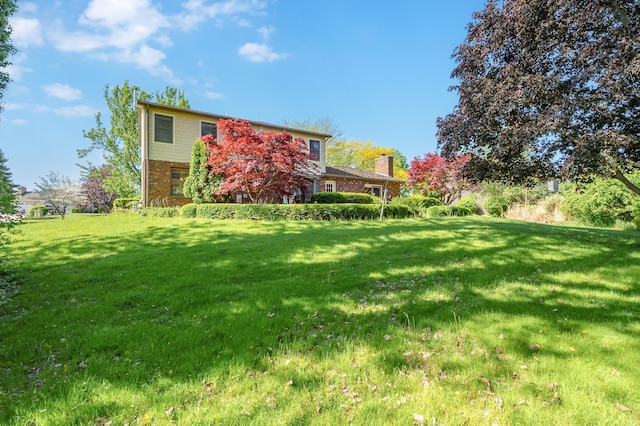 275 S Bluffwood Ter, Saint Joseph, MI 49085 - view of grassy yard