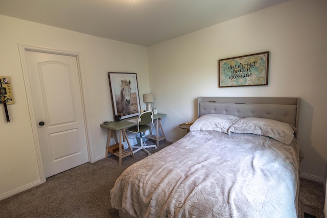 270 Fairway View Dr, Oxford, MI 48371 - bedroom featuring carpet and baseboards