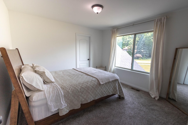270 Fairway View Dr, Oxford, MI 48371 - carpeted bedroom with baseboards