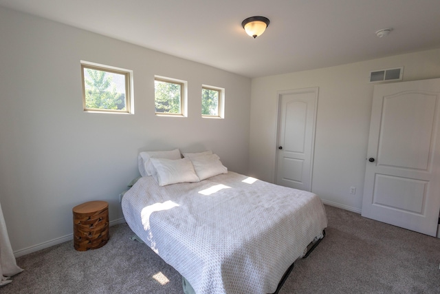270 Fairway View Dr, Oxford, MI 48371 - carpeted bedroom with baseboards