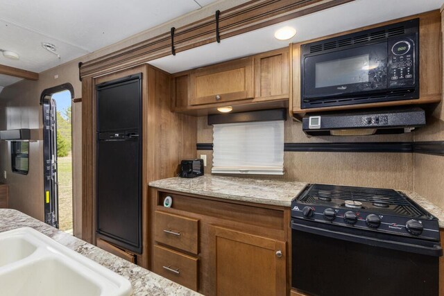 880 W Dusty Rd, Irons, MI 49644