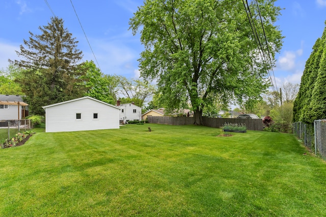 3622 Cushing Ct, Dexter, MI 48130 - view of yard